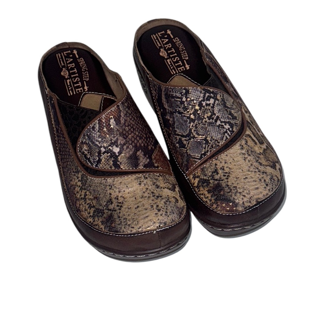 L’artiste Spring Step Chino Python Clog Mule Taup… - image 1